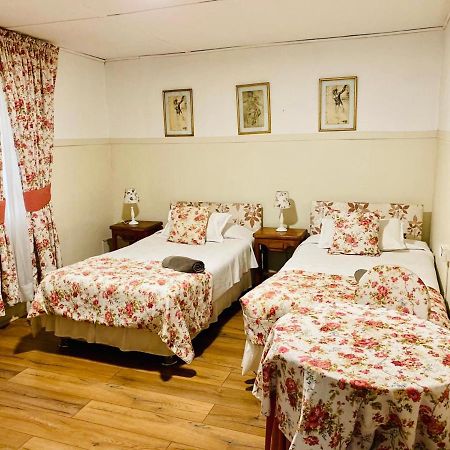 Hostal Plaza Londres 77 Santiago de Chile Eksteriør billede